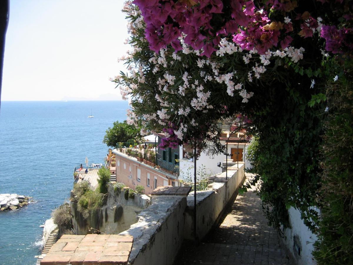 Napoli Sospesi Tra Cielo E Mare Apartment Exterior photo